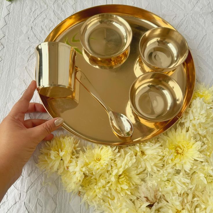 Copperika Luxurious 100% Pure Bronze Kansa Dinner Thali Set of 6 | 1 Platter,2 Bowls,1Tumbler,1 Glass |1 Spoon| Heavy | Ayurvedic Kansa Utensils for Health & Wellness | Ideal Gift for All Occasions